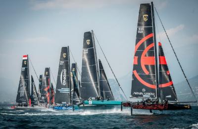 La bahía de Palma se prepara para recibir a los "barcos voladores" en la 35 Copa del Rey MAPFRE